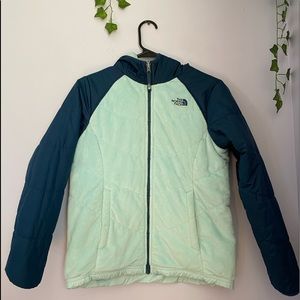 North Face Girls Reversible Perseus Jacket barely worn